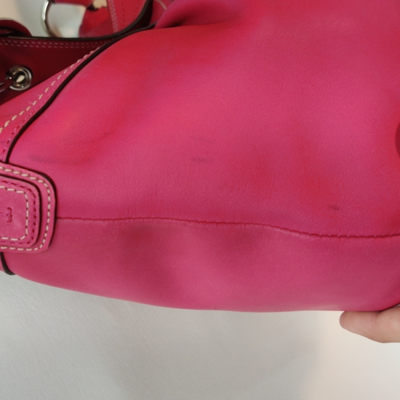 Rare Authentic Coach Leather Soho pleated Hobo Large Pink (F13731) - Picture 13 of 13